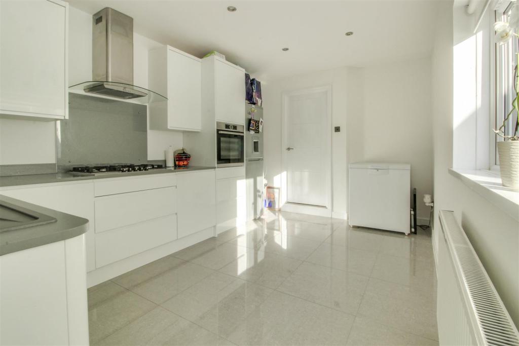 Modern Kitchen
